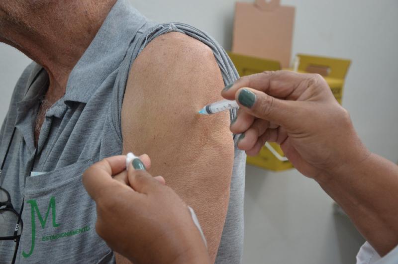 Gripe: ETEC Industrial recebe plantão especial de vacinação hoje; veja o horário