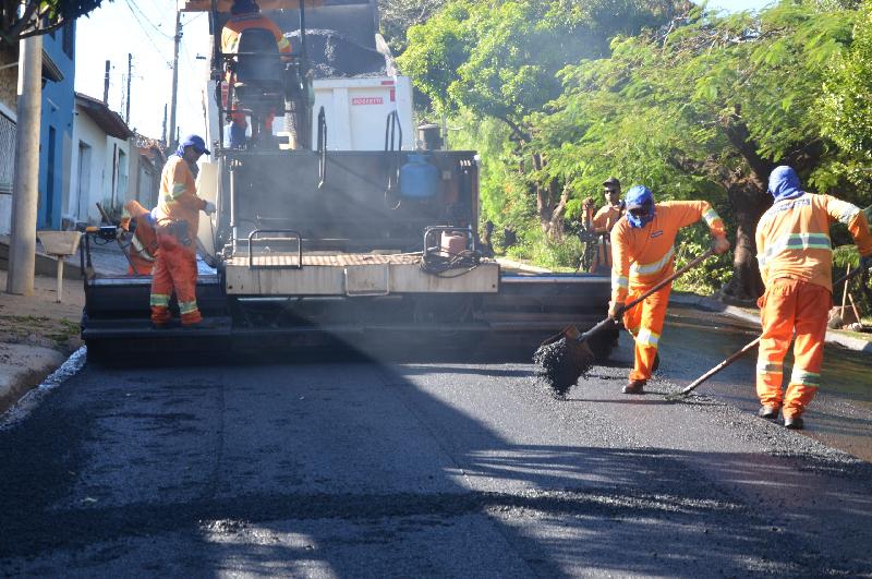 Asfalto Novo recupera avenida no Jardim Portinari e avança para a Alonso y Alonso