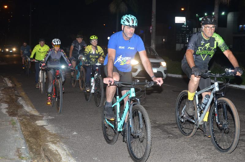 Passeio ciclístico noturno percorre ruas centrais de Franca nesta quinta-feira, 9